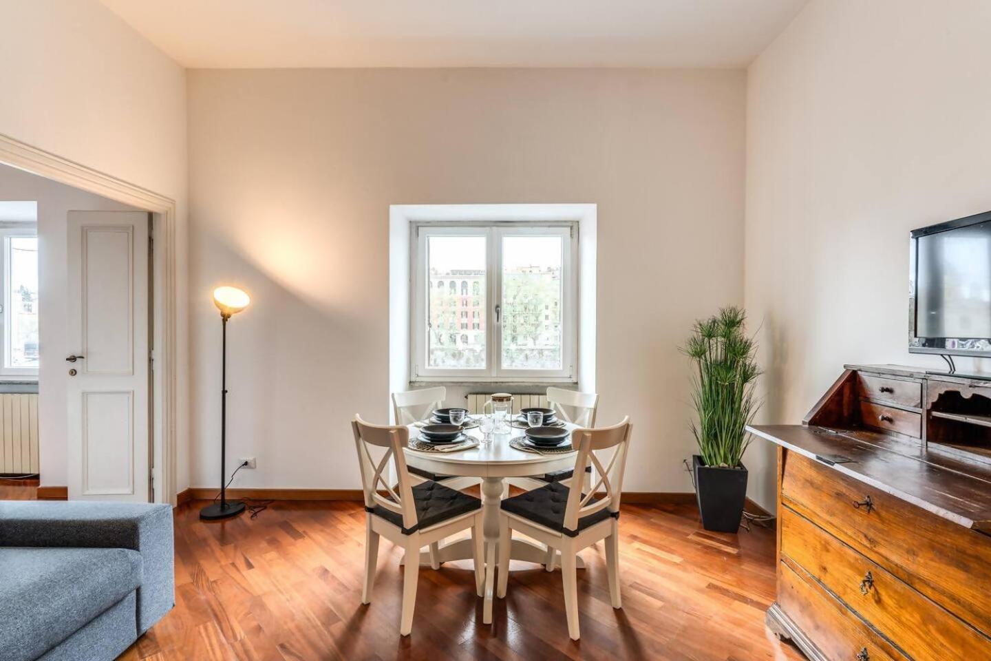 Splendid Flat On The Tiber River Roma Ngoại thất bức ảnh